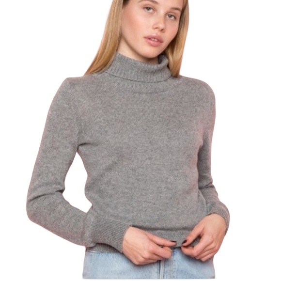 Brandy Melville Sweaters - Brandy Melville Gray Wool Blend Turtleneck Long Sleeve Sweater Women's Size S